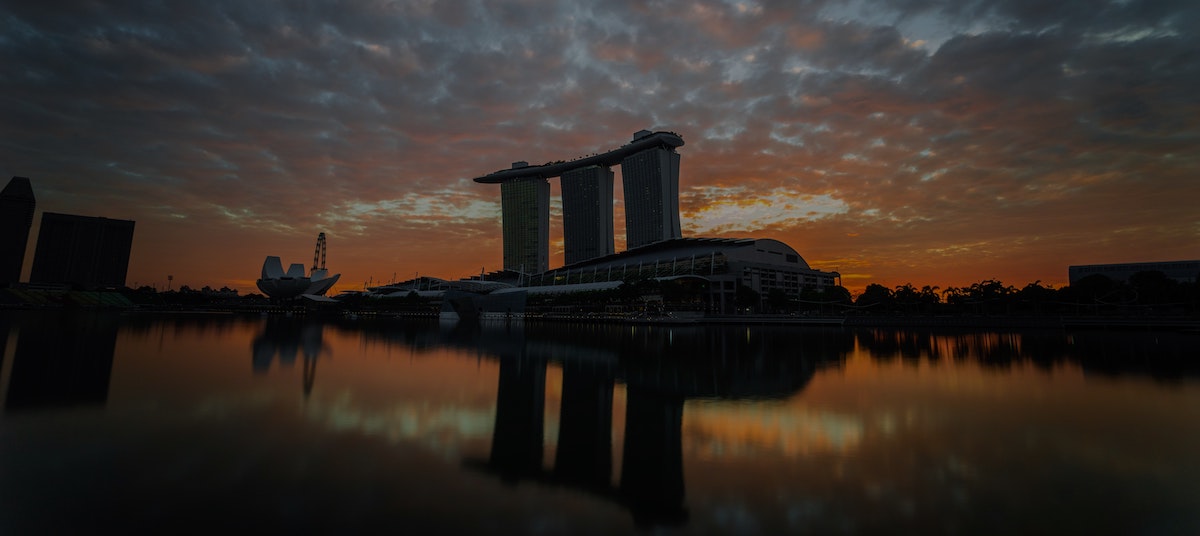 Singapore considers tightening AML rules for casinos